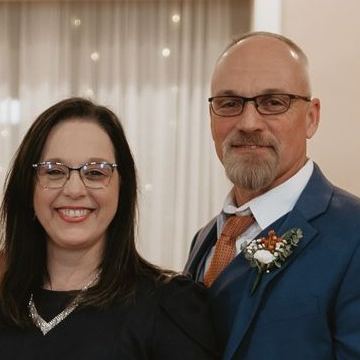 Pastor Mike Leonard and his wife, Michelle